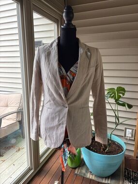Lila Rose Light Beige Linen-Blend Single-Button Blazer